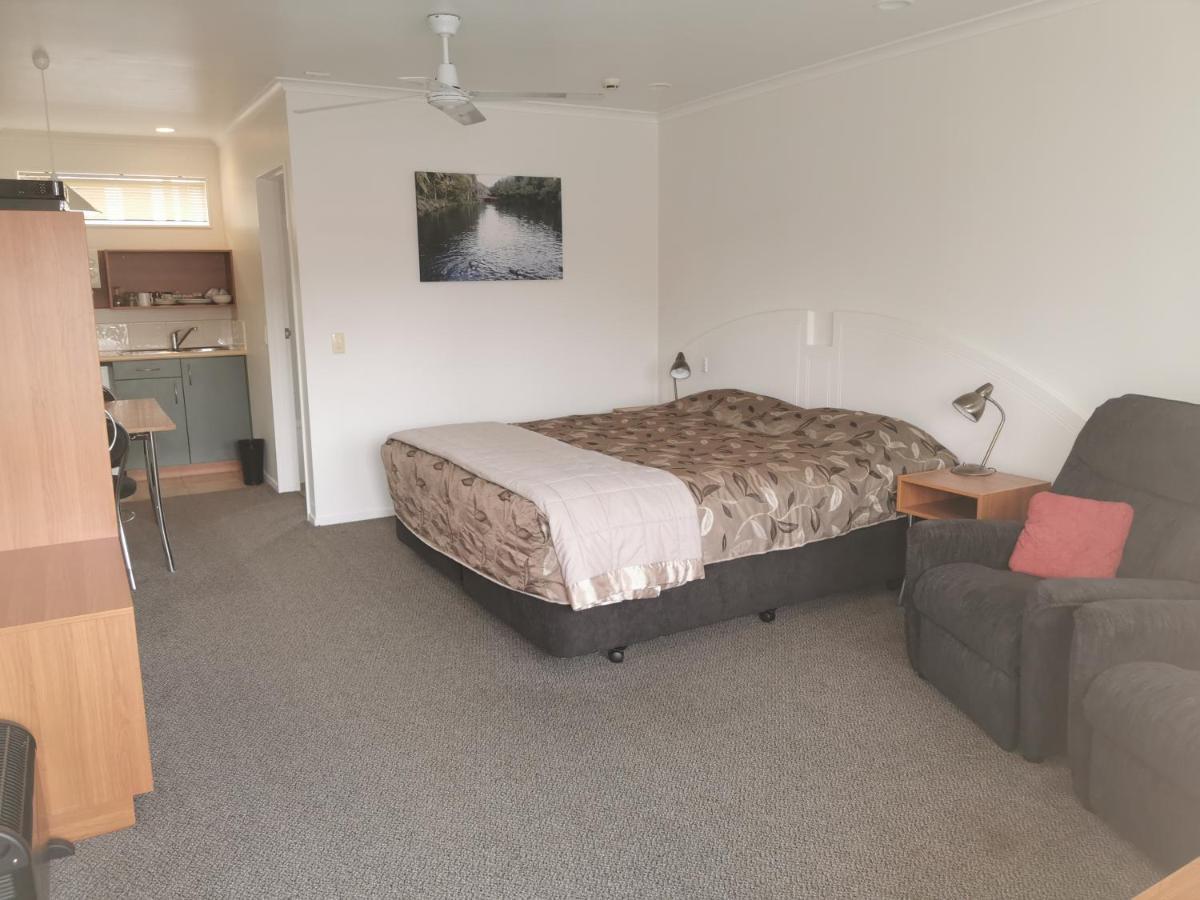 Bks Egmont Motor Lodge New Plymouth Esterno foto