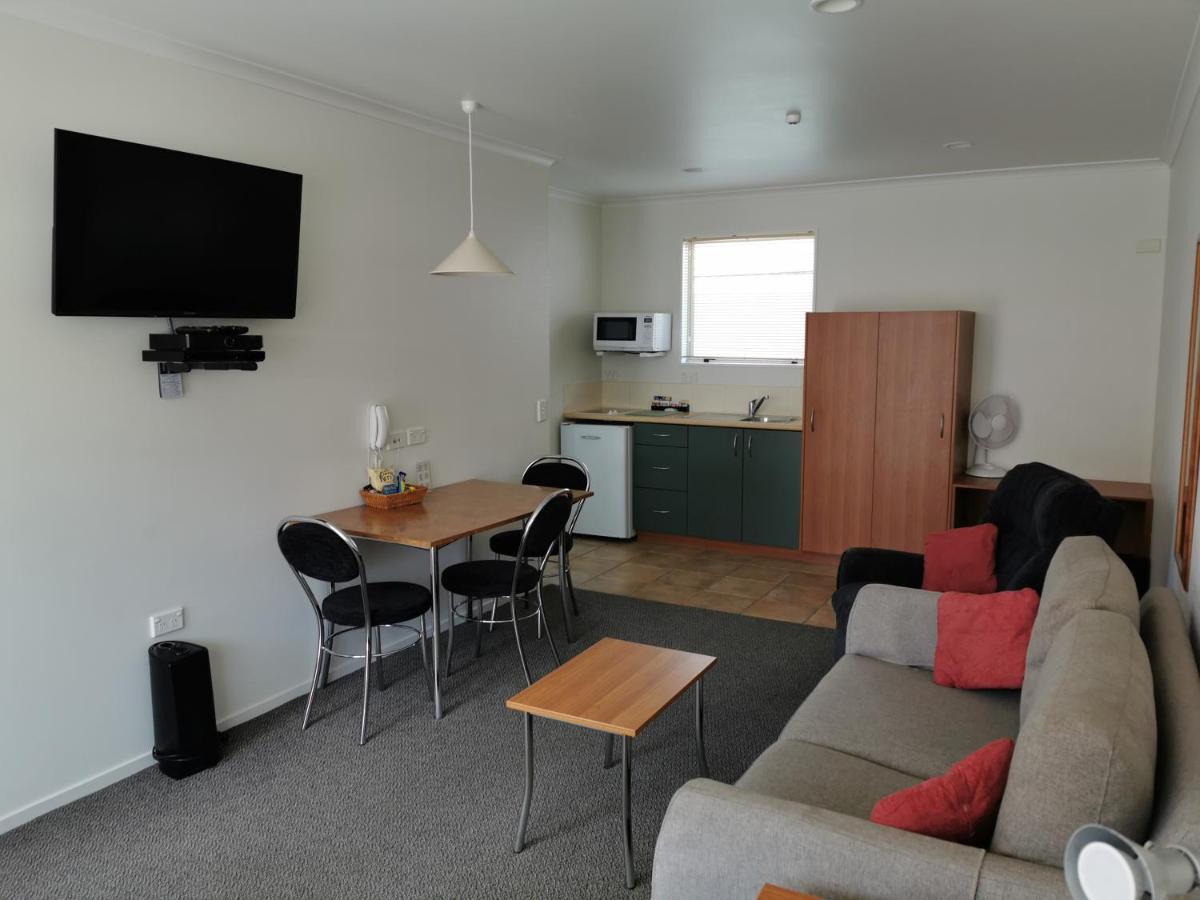 Bks Egmont Motor Lodge New Plymouth Esterno foto