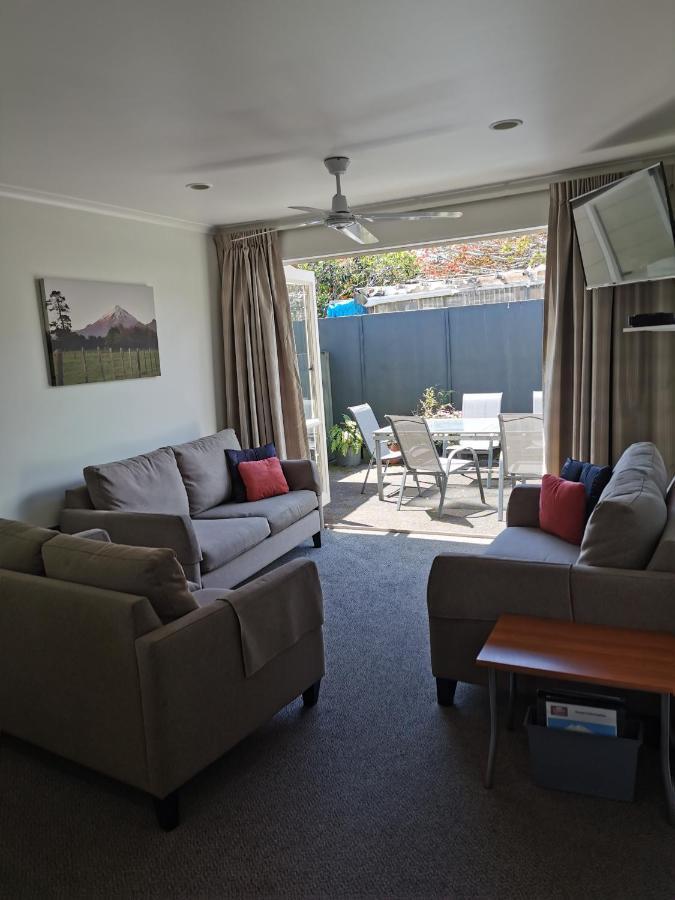Bks Egmont Motor Lodge New Plymouth Esterno foto