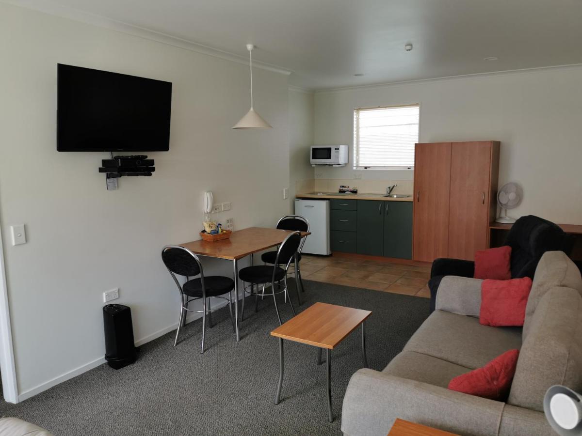 Bks Egmont Motor Lodge New Plymouth Esterno foto